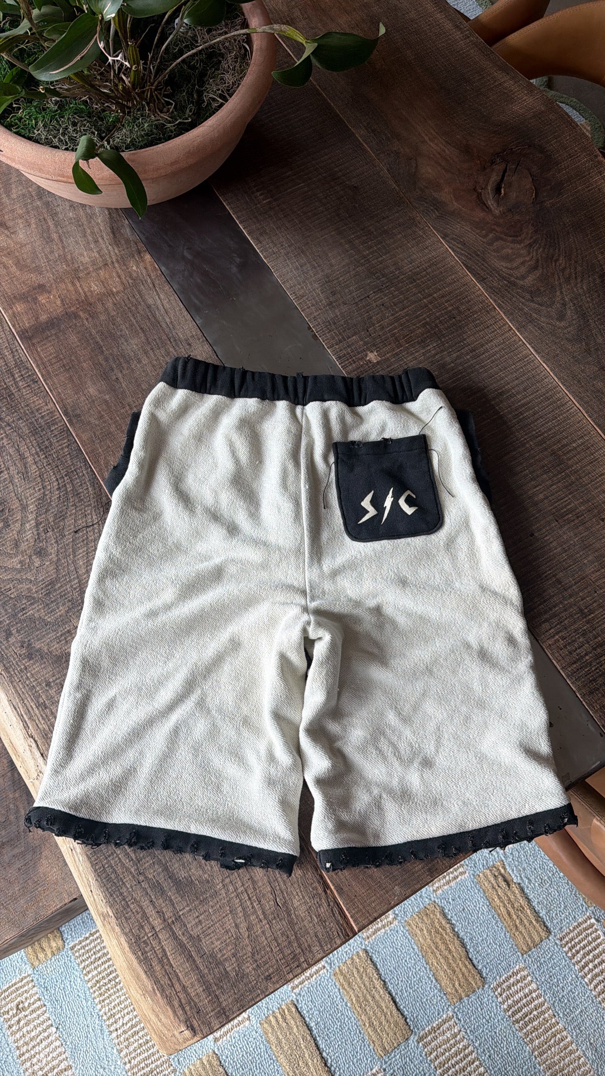 “RRAW” SHORTS