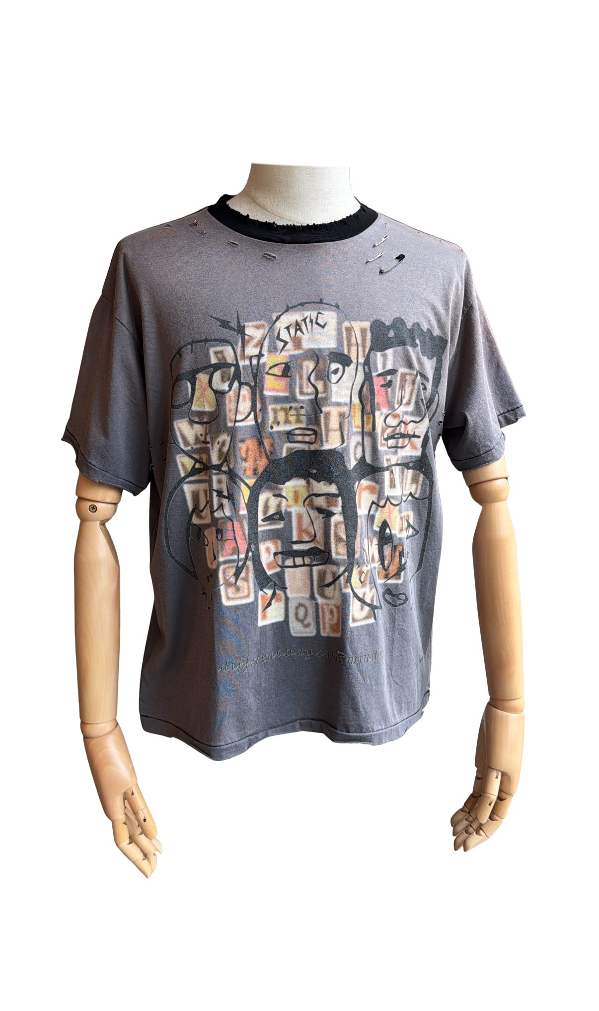“DISTORTED” Tee