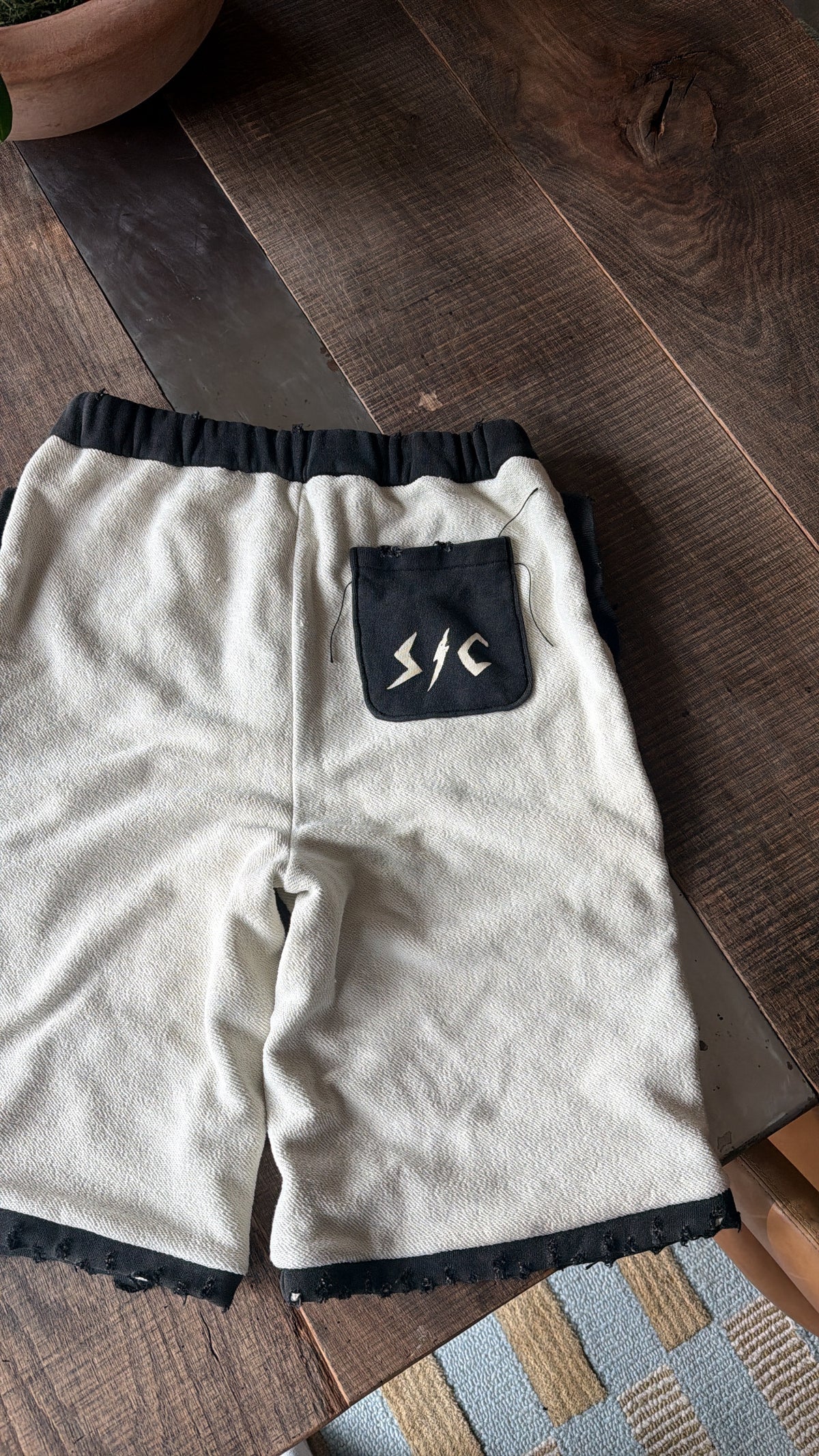 “RRAW” SHORTS